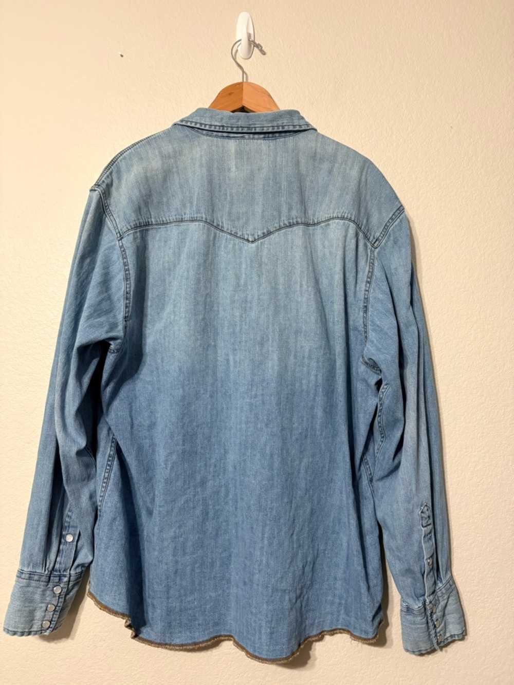 Men’s Wrangler Blue Denim Shirt‎ Jacket Pearl Snaps Western LS XXL - Picture 2 of 12